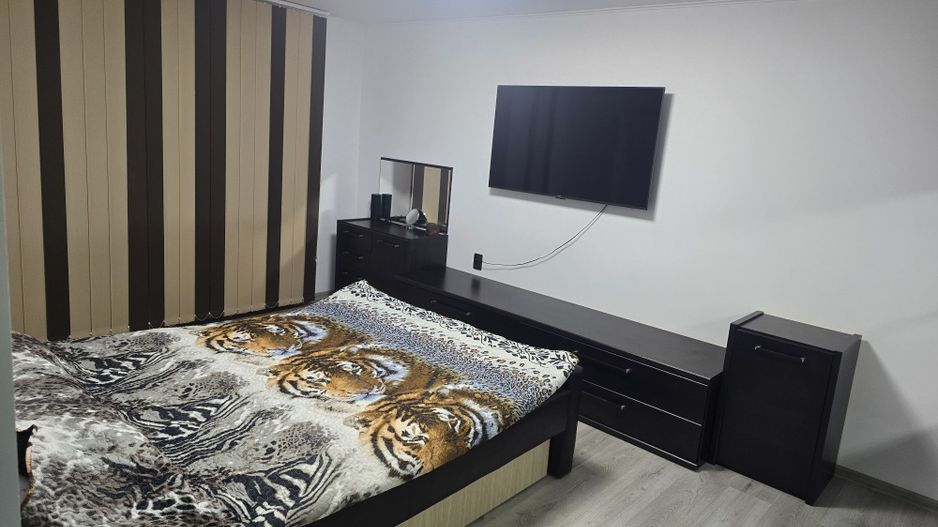 Acasă, în inima orașului – 3 camere renovate, liniște, comfort total - Poză 7