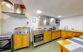 Casă cu șarm istoric lângă Cișmigiu – 6 camere, atrium natural, cramă - Poză 32