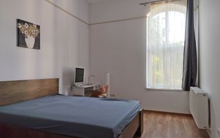 Inchiriere 3 camere  ultracentral, str. Ep.Mihai Pavel, Oradea - Poză 6