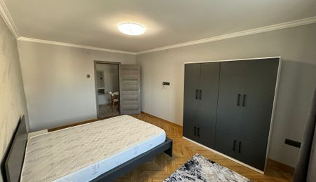 Apatament cu 2 camere, 50 mp, decomandat, Ultracentral