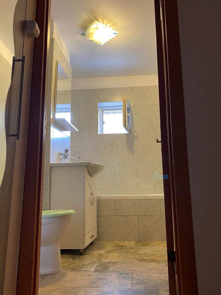 Apartament cu 4 camere Micro 17 - Poză 7
