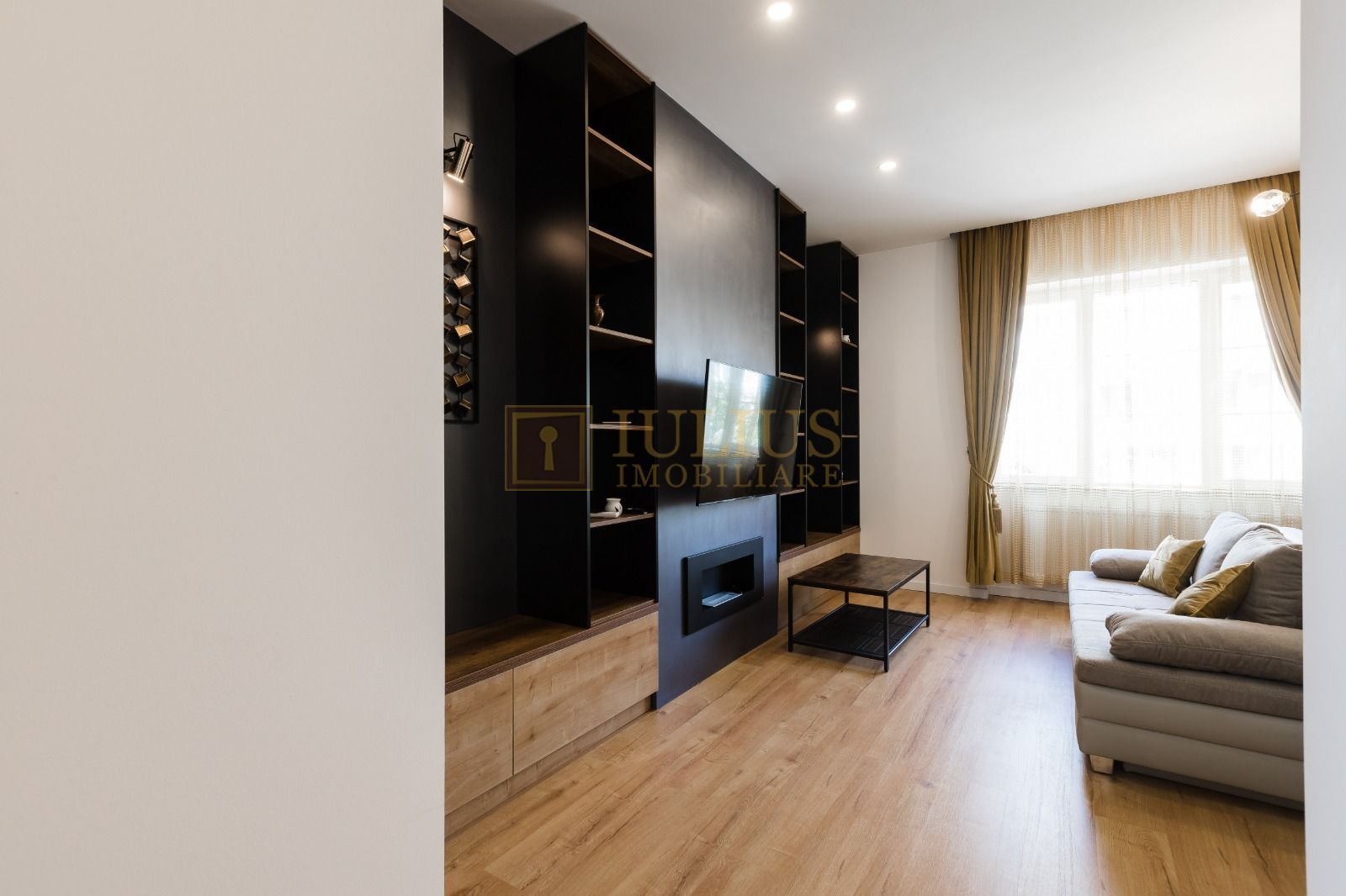 2 camere| LUX în centrul Timișoarei|centrala proprie| etaj 2| - Poză 9