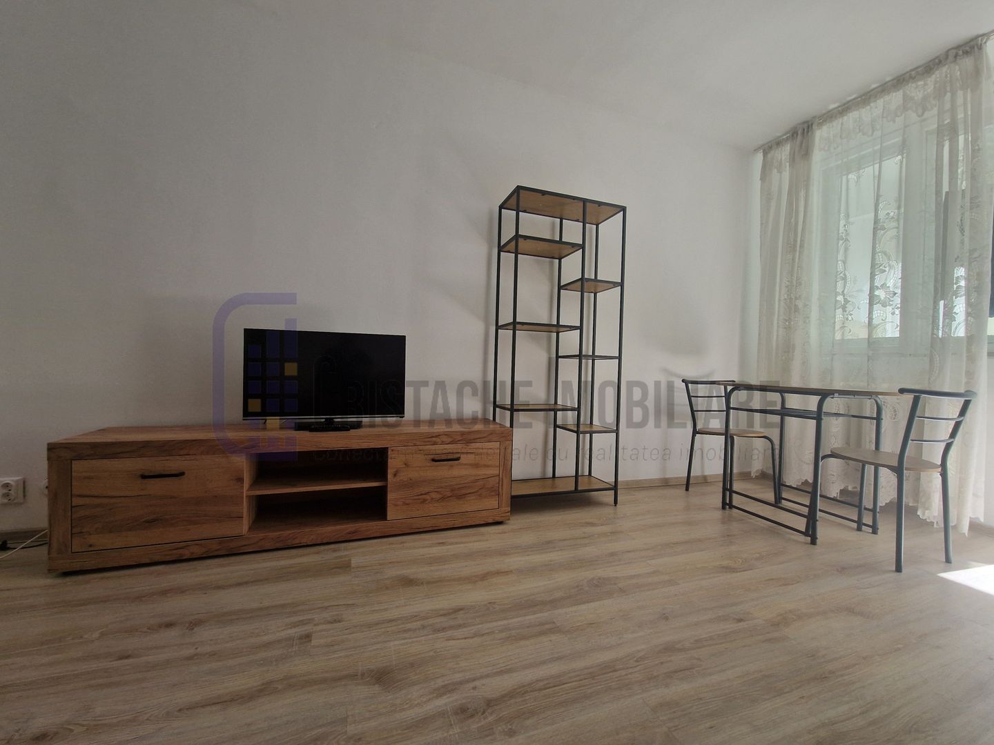 Garsoniera spatioasa si curata | Str. Vladeasa (Ghencea) | metrou la 15 min. - Poză 1