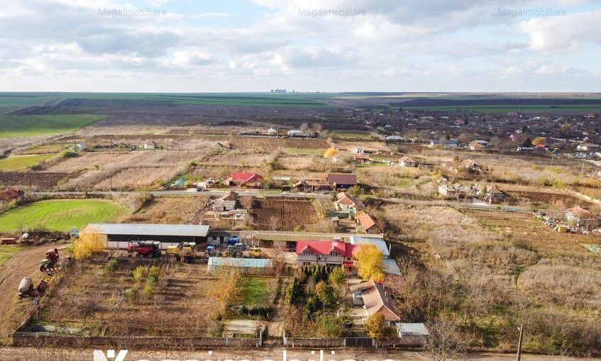 Vanzare ferma agricola Negru Voda - Constanta cu 240 hectare teren si utilaje - Poză 3