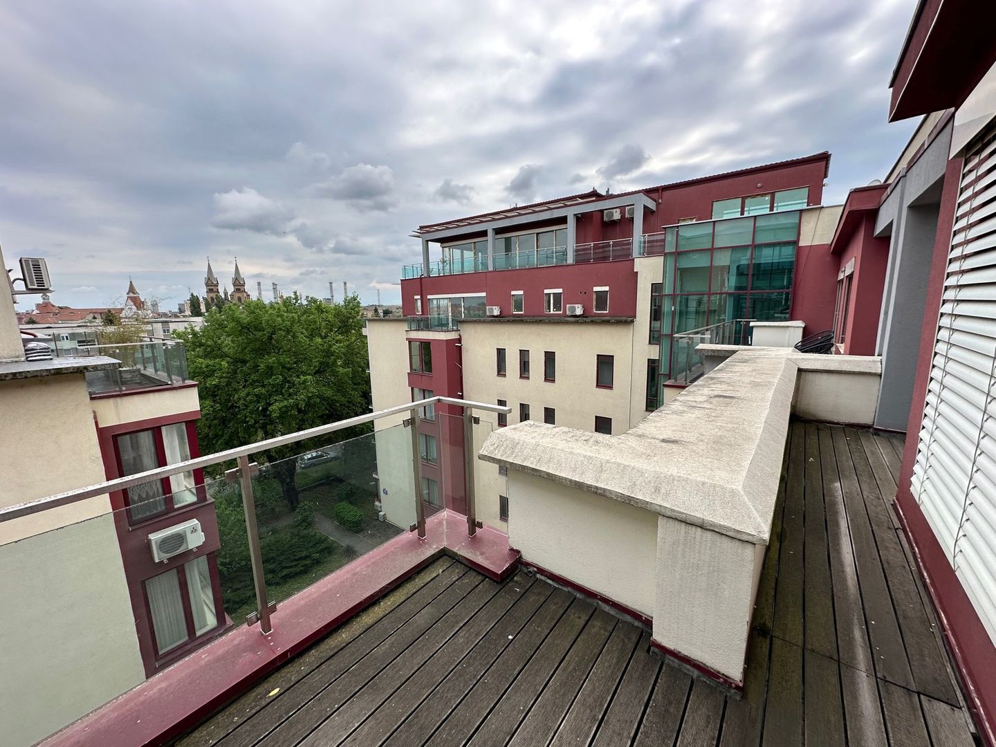 Luxury penthouse for rent close to the Center of Timisoara - Poză 14