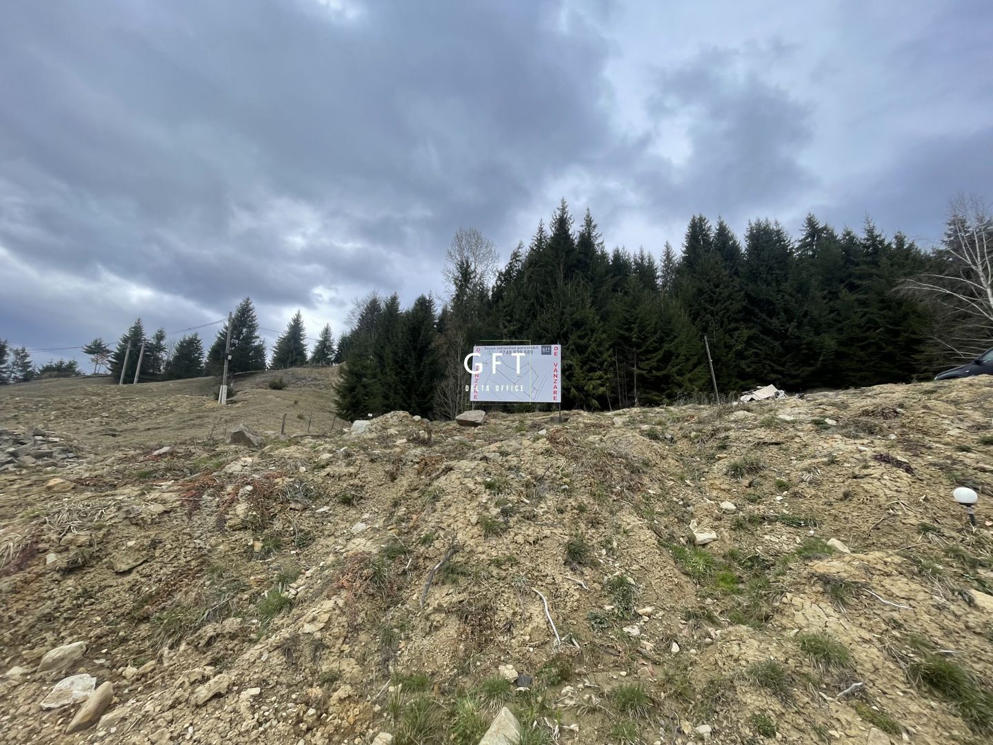 Teren parcelabil cu acces rapid la lacul Colibita - Poză 4