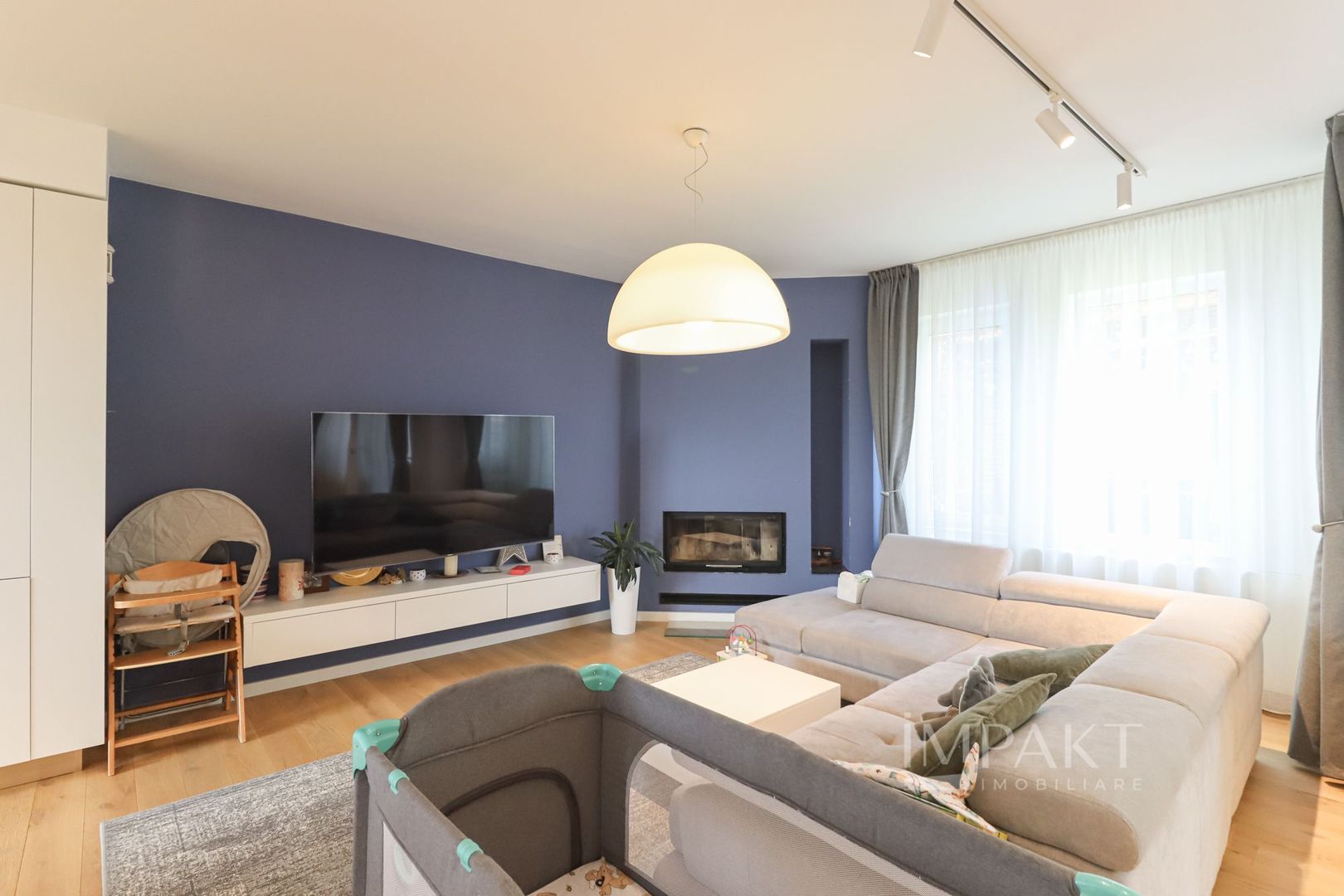 Casa cuplata minunata de vanzare, situata in cartier Voronet! - Poză 3