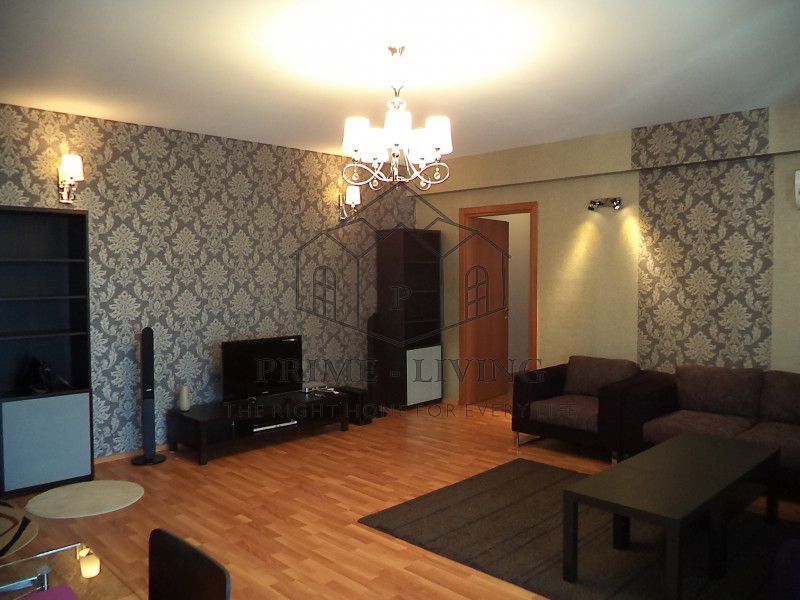 APARTAMENT DE 3 CAMERE LA INCHIRIERE IN COMPLEX CENTRAL PARK - Poză 3