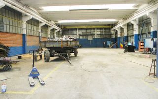 Hala industriala in zona Tractorul - Poză 1