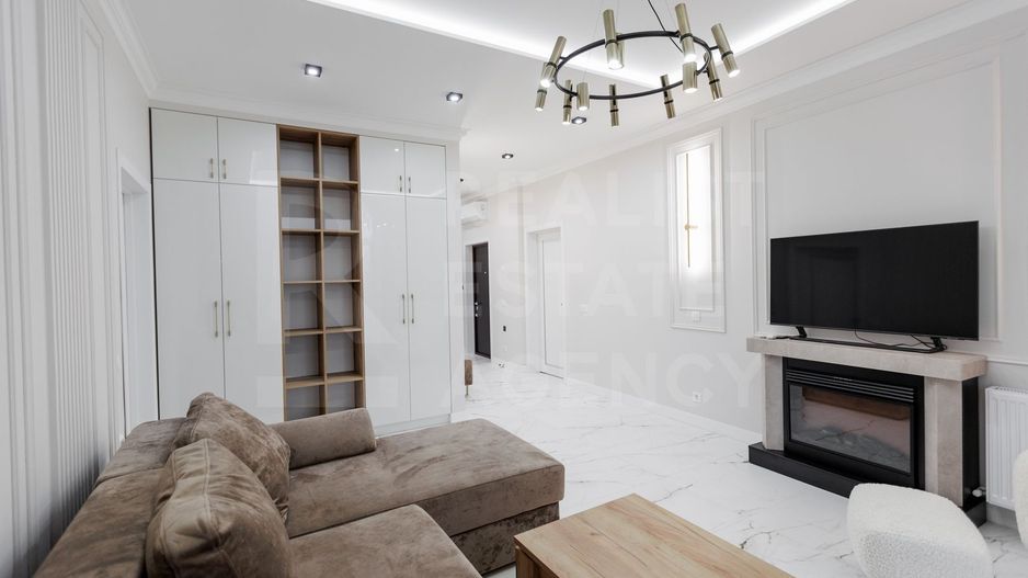 Chirie, apartament, 3 camere, strada Columna, Centru - Poză 1