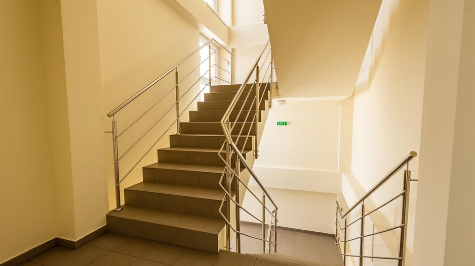 Spatiu in componenta si dotari apreciabile, birouri/ clinica, Calea Bucuresti - Poză 21