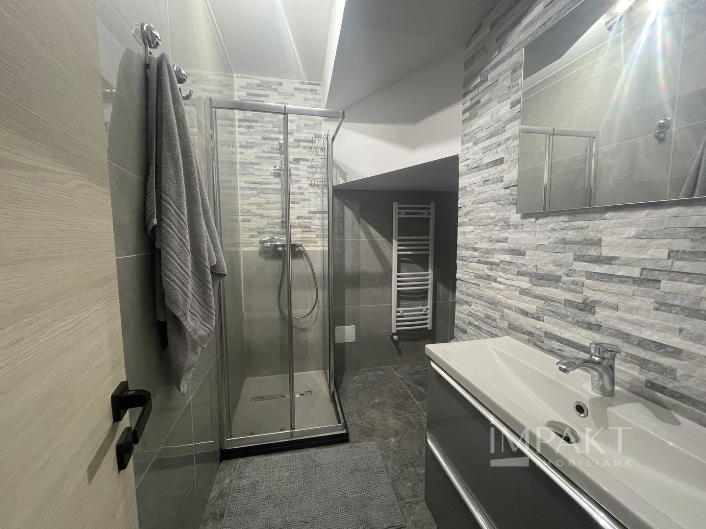 Apartament cu 3 camere de inchiriat, in zona Piata Mihai Vitezul! - Poză 12