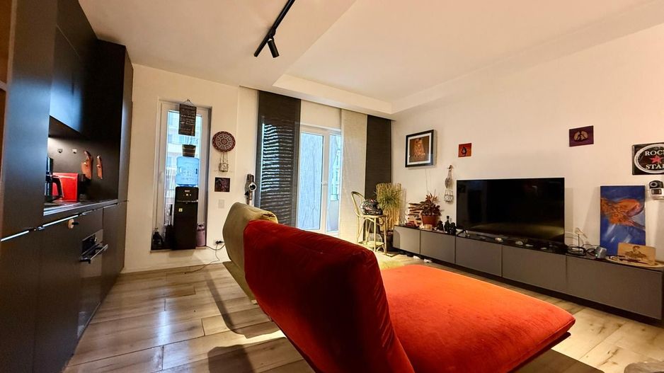COSMOPOLIS - Apartament cu 2 camere, mobilat si utilat. - Poză 2