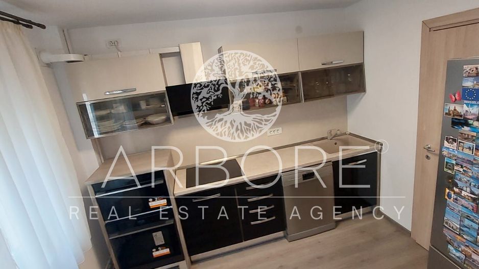 Închiriere 3 camere Bd. Unirii, 76 mp, mobilat, parcare - Poză 4