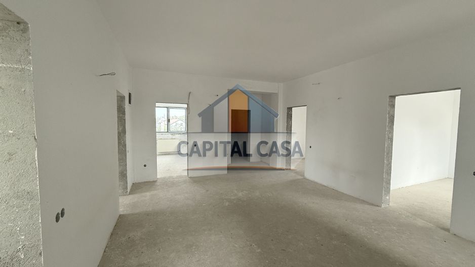 Casa cu 11 dormitoare de vanzare in Corbeanca - Poză 3