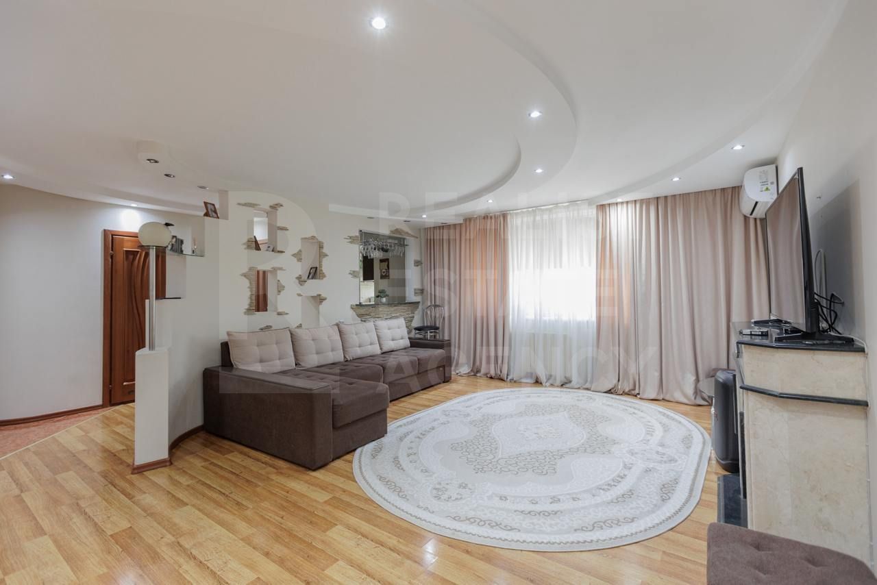 Vânzare, apartament, 3 camere, str. Ion Inculeț, Centru - Poză 3