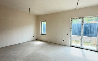 Triplex 4 camere DECOMANDATE, 112 mp utili, 184 mp curte, Urusagului - Poză 7