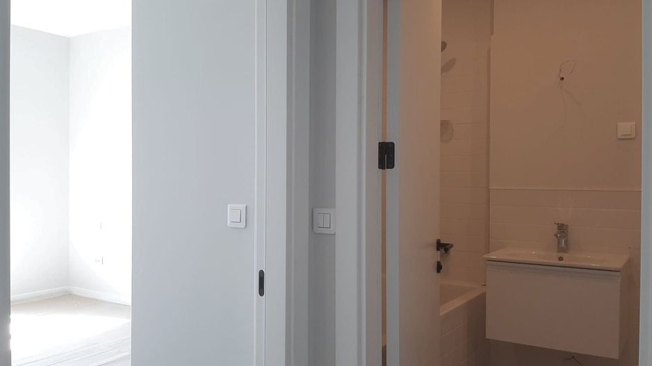 Vanzare Apartament modern cu 2 camere etaj 3 langa Petrom City - Poză 10