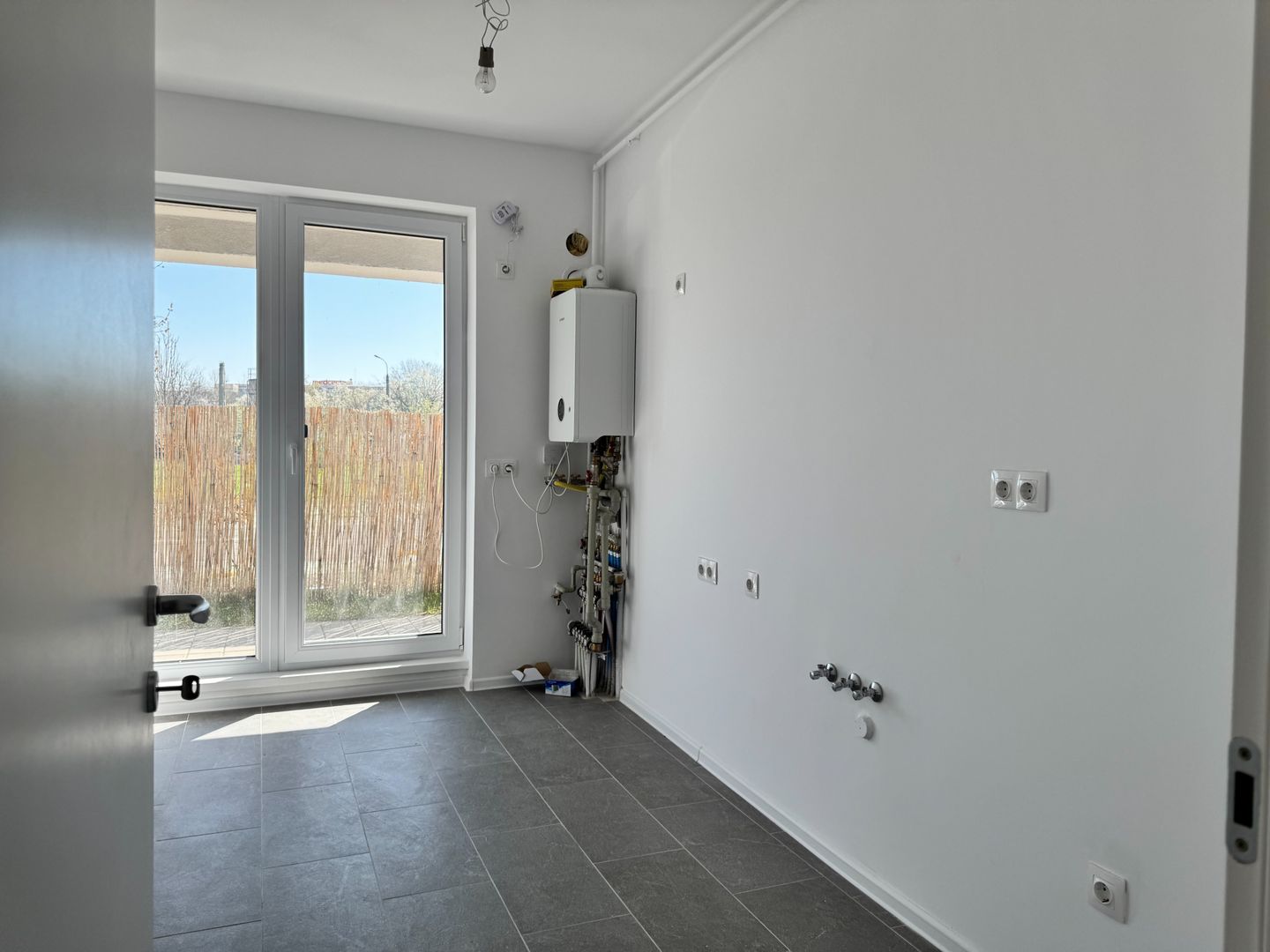 Apartament 2 camere decomandat + Grădină Proprie - Atria Urban Resort - Poză 11
