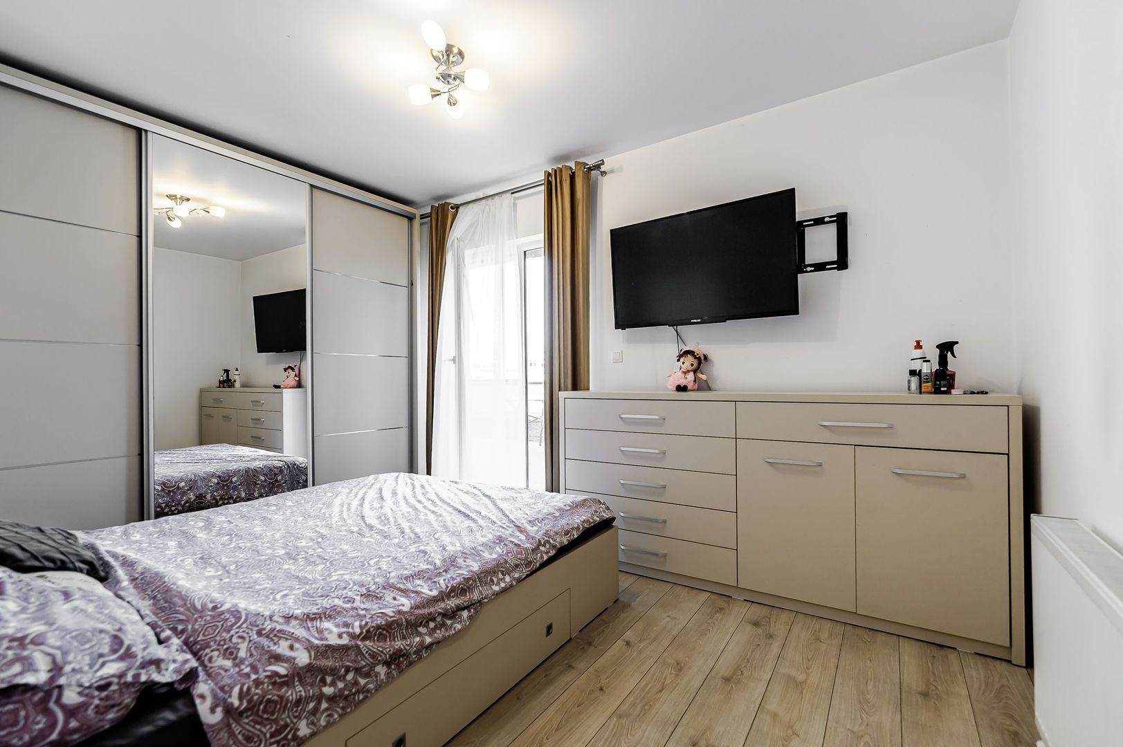 Apartament 3 camere, cu terasă proprie la etajul 1 Adora Park - Poză 5