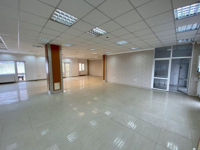 Spatiu comercial de inchiriat in zona centrala a Brasovului. - Poză 8