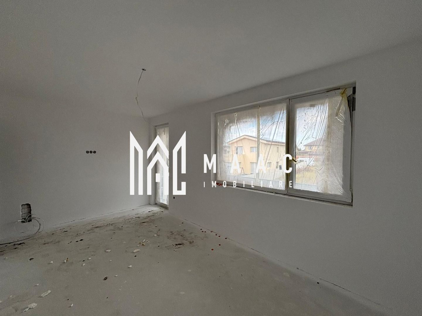 Casa Quadruplex | 3 Camere | 82MPU | Curte 170MP | Balcon - Poză 11