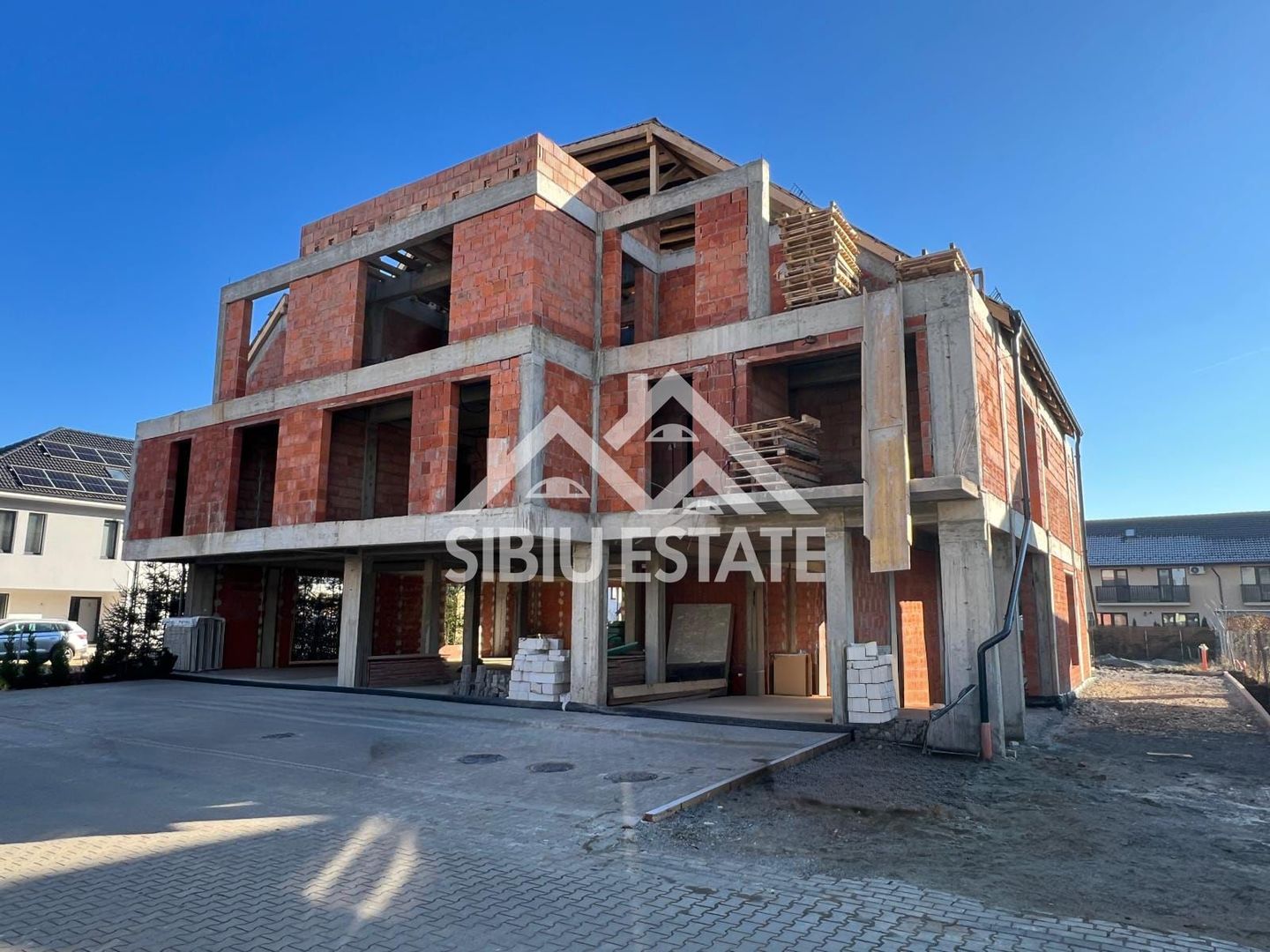 Apartament 3 camere  , 88,7 mp utili , Etaj 1 - Poză 3