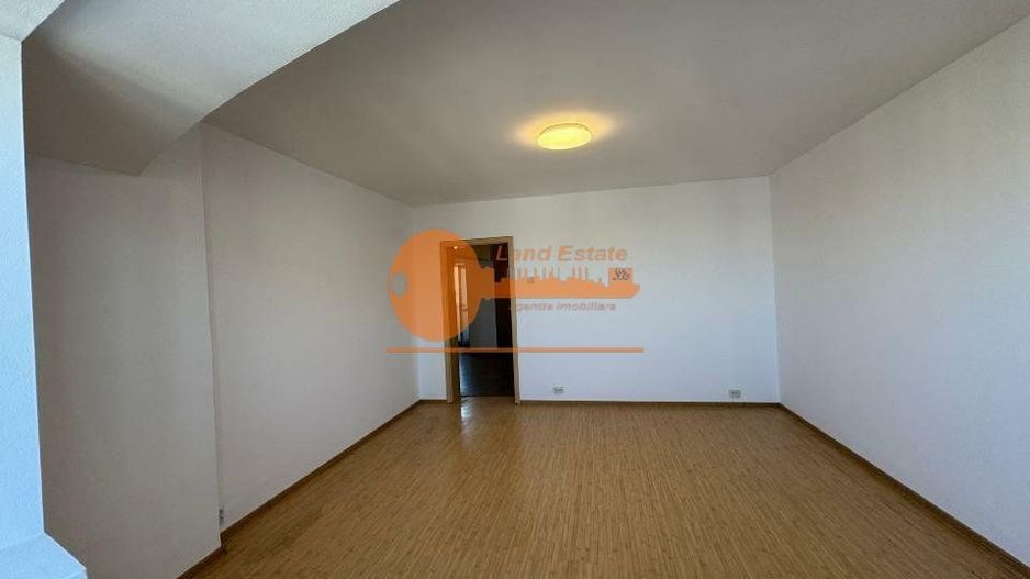 3 camere Piata Alba Iulia - Poză 2