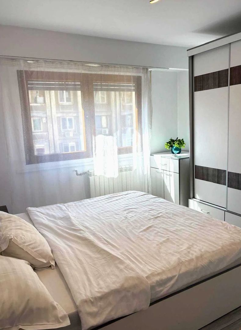 AP. 2 CAMERE CALEA VICTORIEI- BUCATARIE INCHISA, MOBILAT/UTILAT MODERN - Poză 4