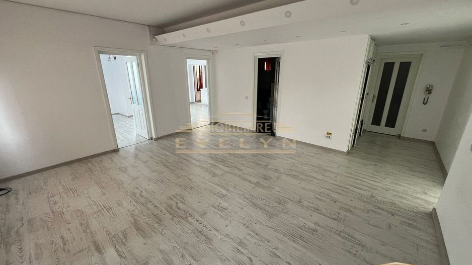 Cladire Comerciala De Vanzare, Zona Bld. Mihai Eminescu, Pret 690000 Euro Negociabil - Poză 6