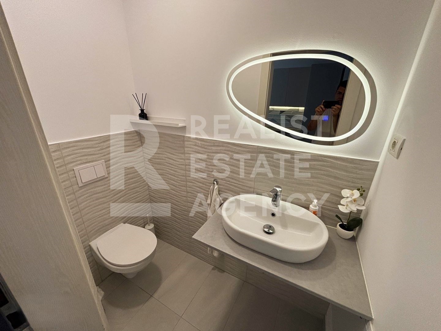 Casă modernă 4 Camere de Închiriat | P+1+M| 2 locuri de parcare - Poză 13