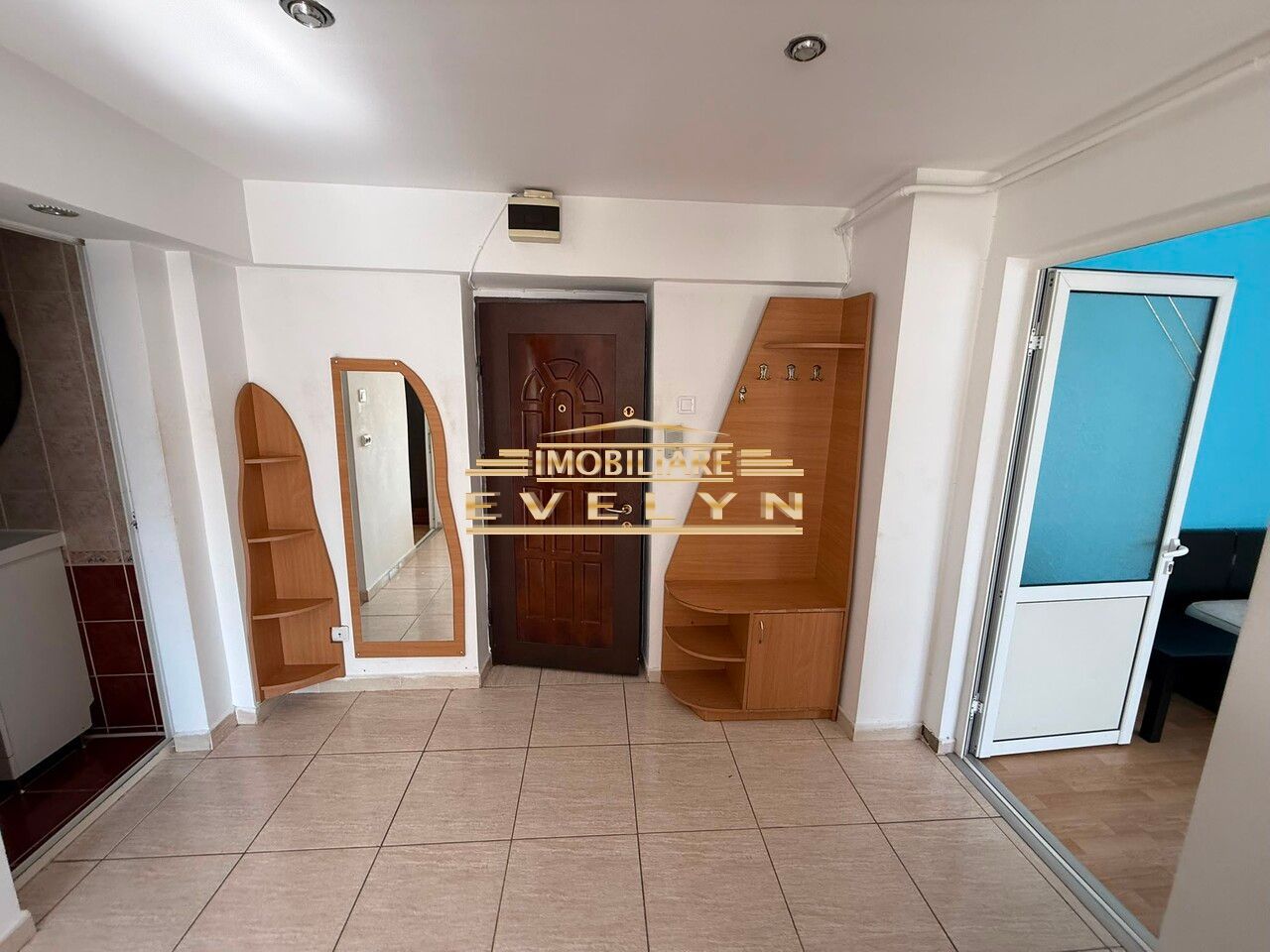 Apartament 2 camere decomandat de vânzare – Ultracentral, Piața Mare - Poză 2