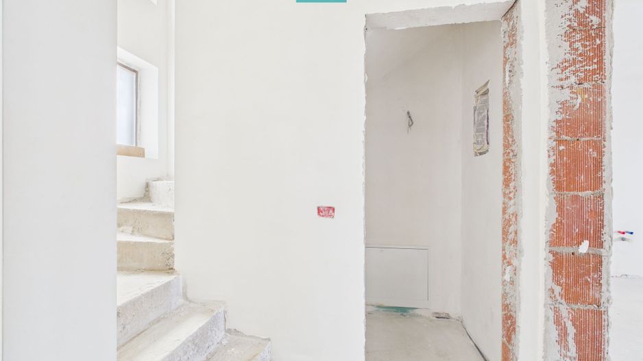 Duplex luminos 101 mp utili, teren 350mp în Covaci - Poză 9