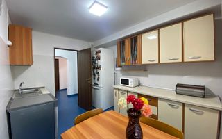 Apartament 4 camere | Etaj 1 | Bulevard principal | Alexandria - Poză 2