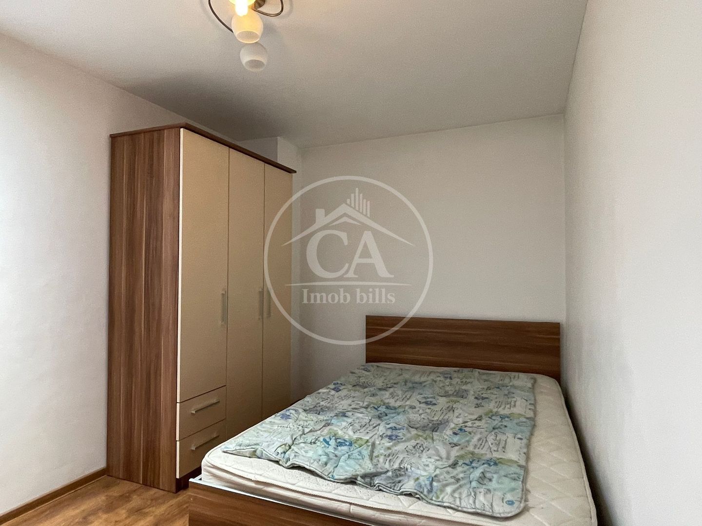Apartament de vanzare cu 3 camere in zona Central, Oradea - Poză 7