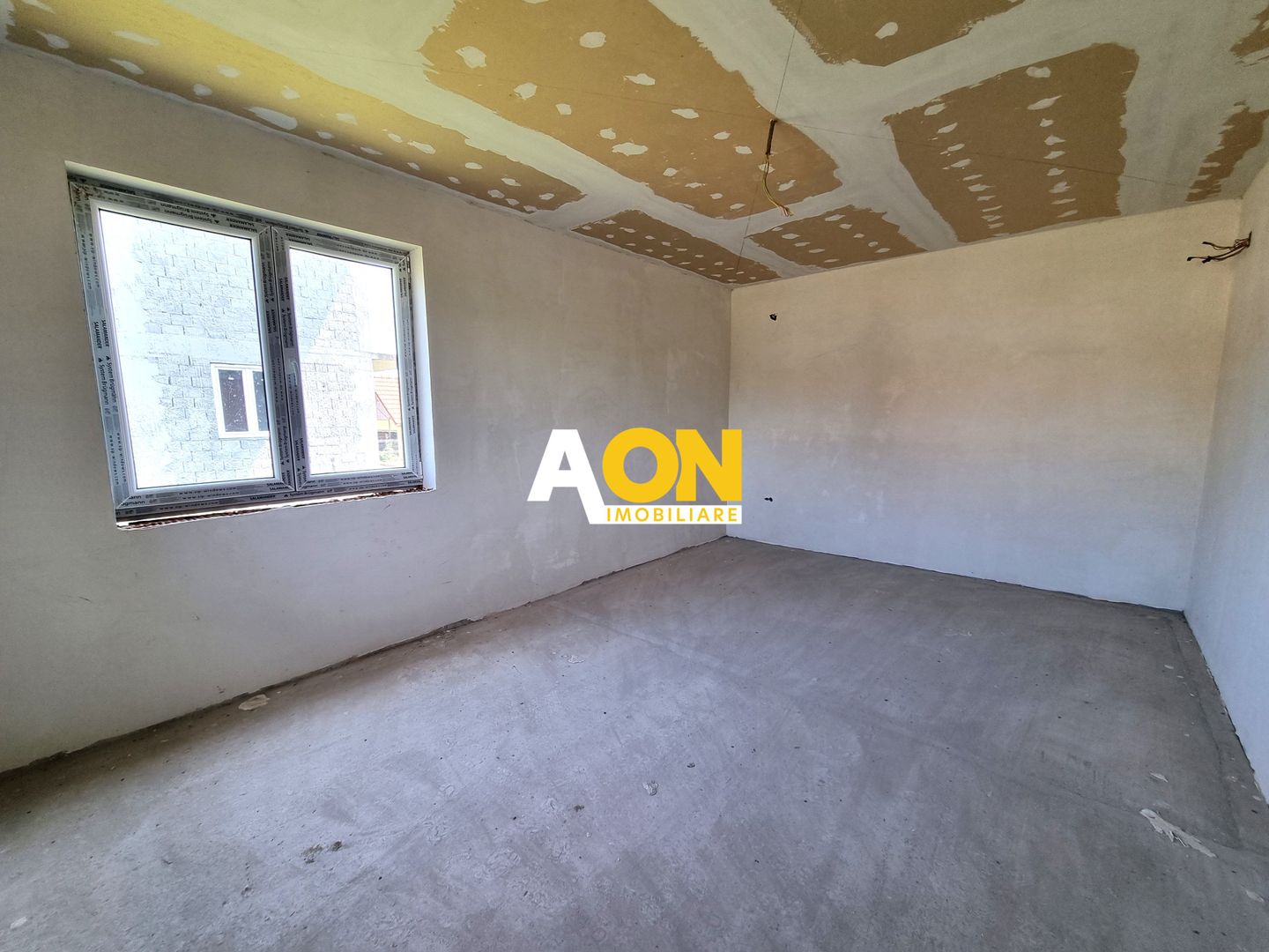 De vanzare casa semifinisata 3 camere, 608mp teren, Recea - Poză 3