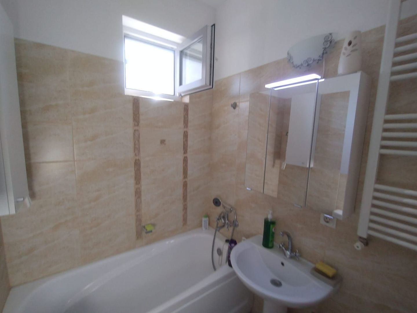 Apartament 2 camere Calea Calarasi | Metrou Muncii - Poză 13