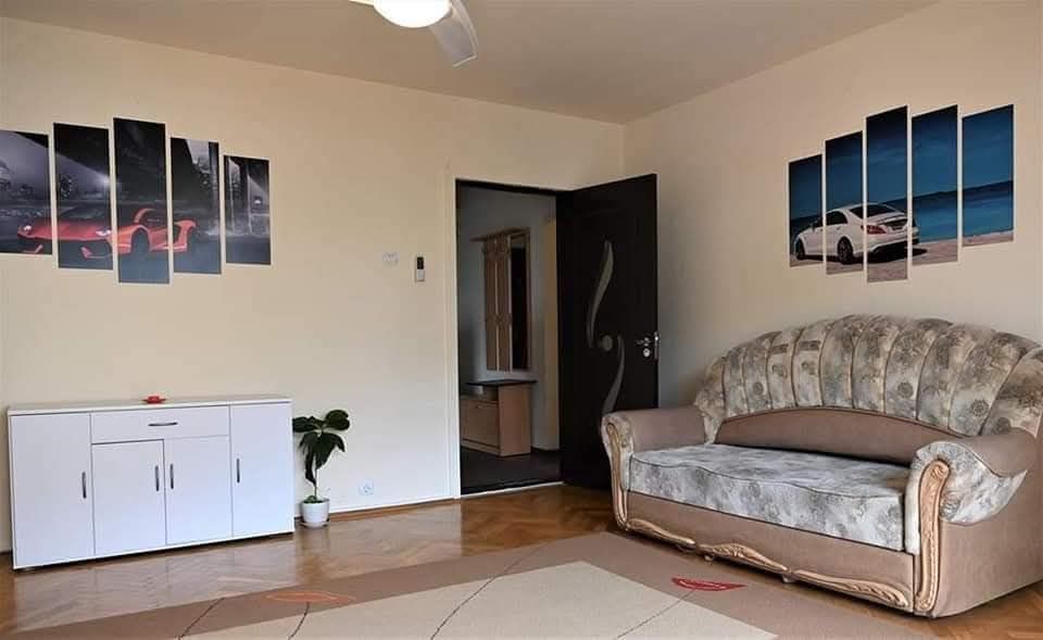 Apartament 3 camere Centrul Civic - Poză 4