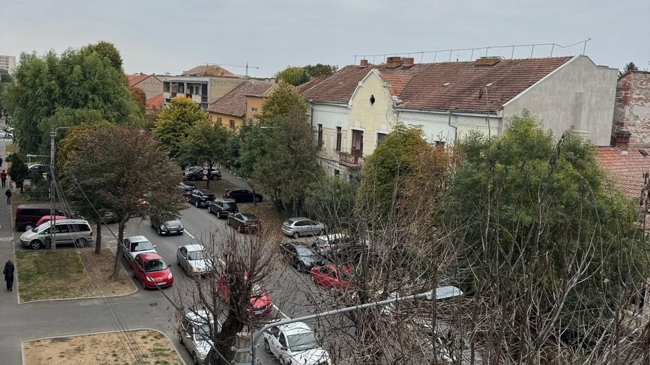 De vanzare Apartament 3 camere, Central, Piata Mica, et 3/4, Arad - Poză 14