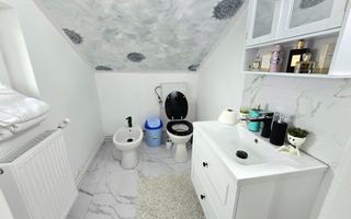 Casa 3 Camere, 2 Bai, 670mp Teren - Poză 9