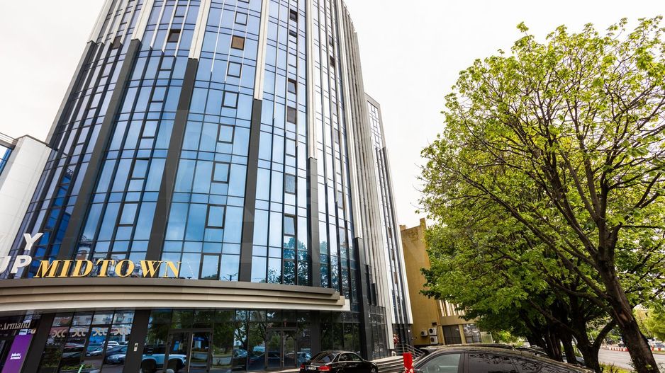 Vânzare, apartament, 2 camere + living, str. Ciuflea, Centru - Poză 1