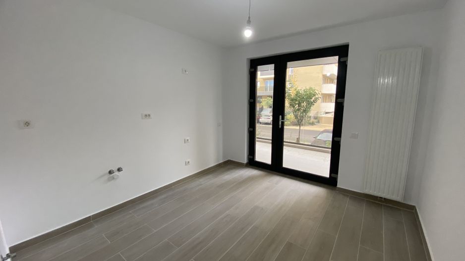 Spațiu comercial / Birouri de închiriat în Urban Plaza | Predare imediată - Poză 8