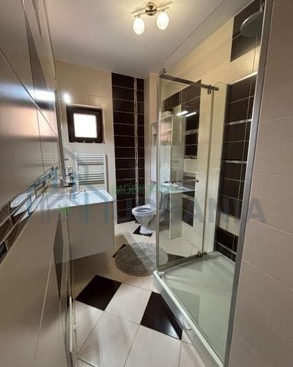 Casă insiruita capăt CUG - Valea Adâncă - Poză 5