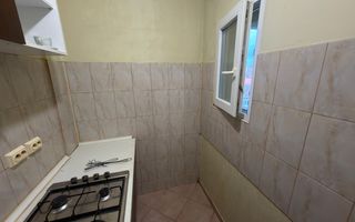 Etaj intermediar. Zona excelenta. Disponibil imediat - Poză 5