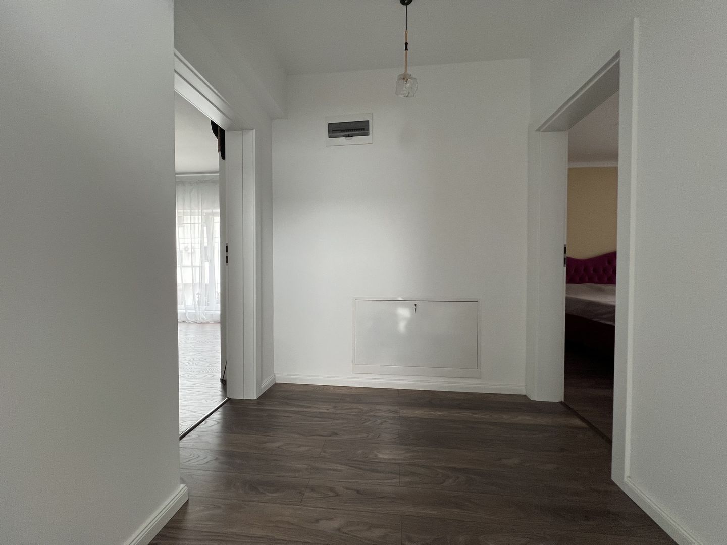 Vila lux cu curte - Mogosoaia (COMISION ZERO) - Poză 15