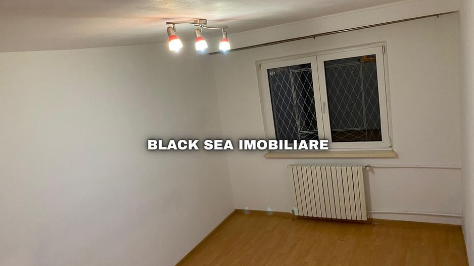 Apartament 3 camere de vânzare – Tomis Nord / Cireșica - Ocazie - Poză 7