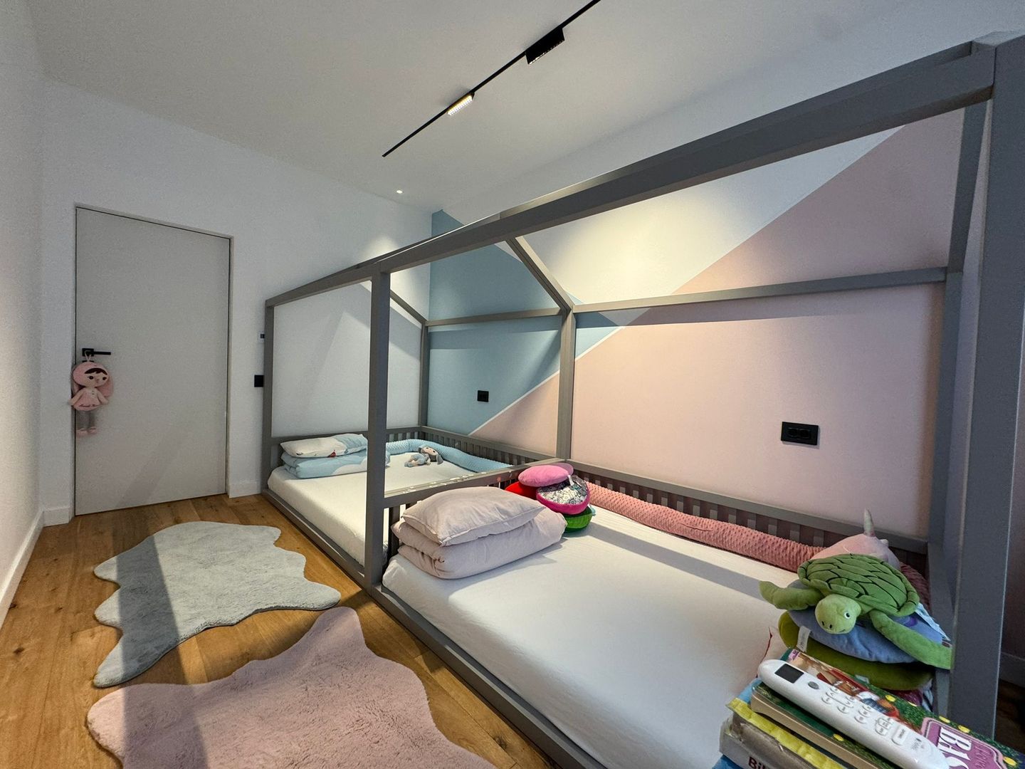 Vila | Casa Presei Libere | Damaroaia - Poză 12