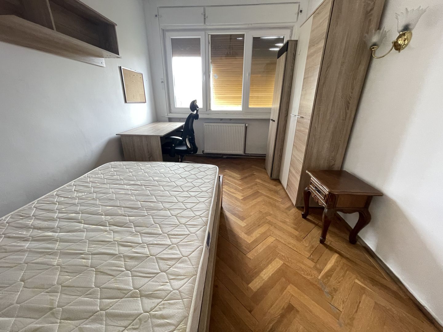 SPATIOS IN ZONA MEDICINEI -4 camere,garaj propriu si boxa - Poză 8