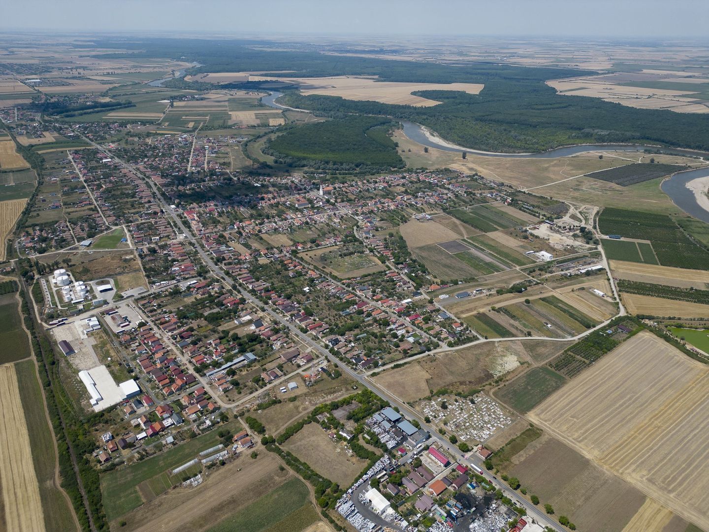 Teren intravilan 6.005 mp in Zădăreni - Poză 13