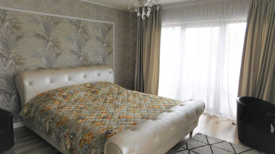 Casa moderna Cartier Dambu Rotund | La Cheie - Poză 9